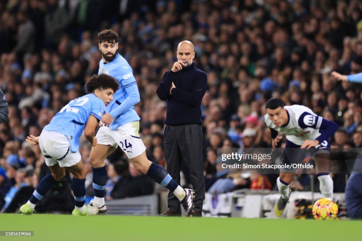 Kết quả Man City vs Tottenham ngày 2411 Ngoại Hạng Anh (1)